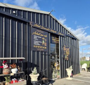 Brocante Alex dépôt-vente achat brocante antiquités équipé Money Troc NF525 par TEC-ENCAISSEMENTS