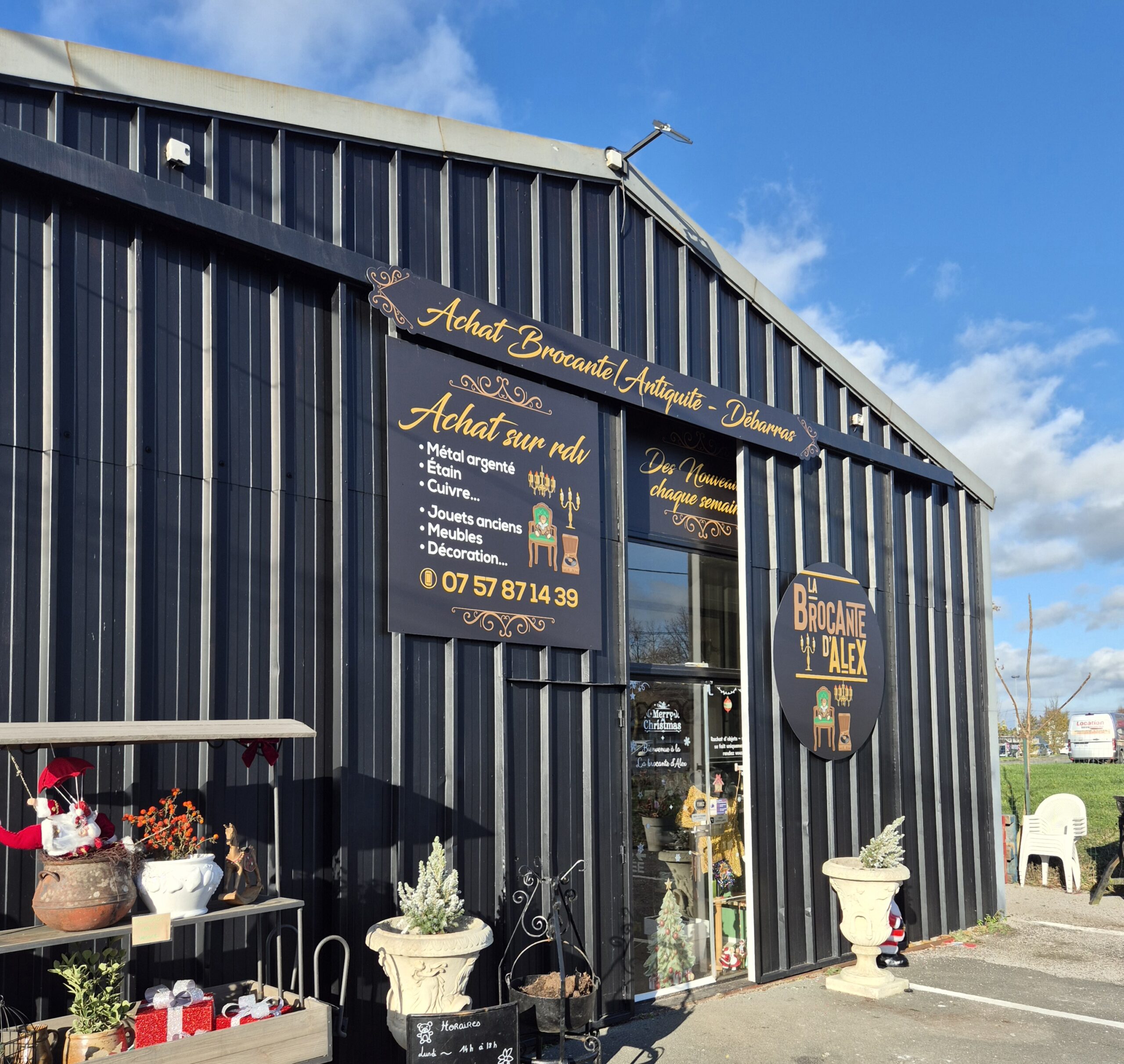 Brocante Alex dépôt-vente achat brocante antiquités équipé Money Troc NF525 par TEC-ENCAISSEMENTS